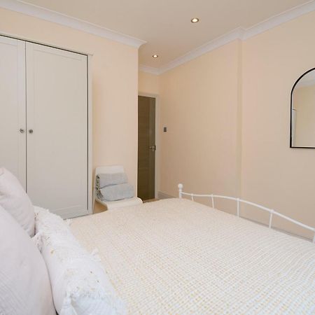 Stylish 4Bed 2 Bath, Nw London Large Apartment Экстерьер фото