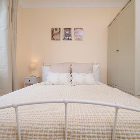 Stylish 4Bed 2 Bath, Nw London Large Apartment Экстерьер фото