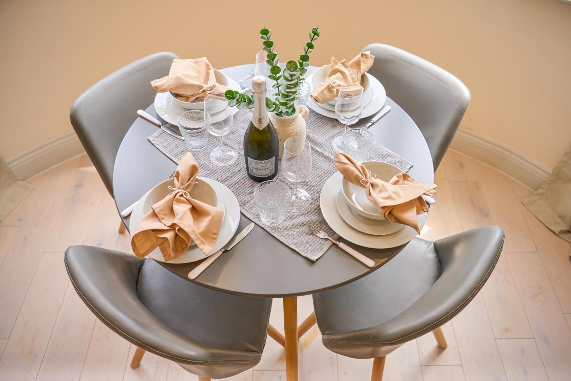 Stylish 4Bed 2 Bath, Nw London Large Apartment Экстерьер фото