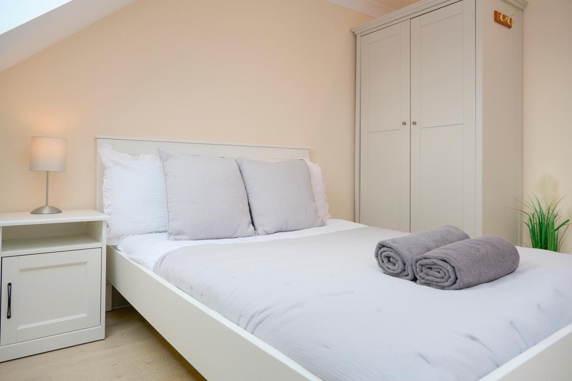 Stylish 4Bed 2 Bath, Nw London Large Apartment Экстерьер фото