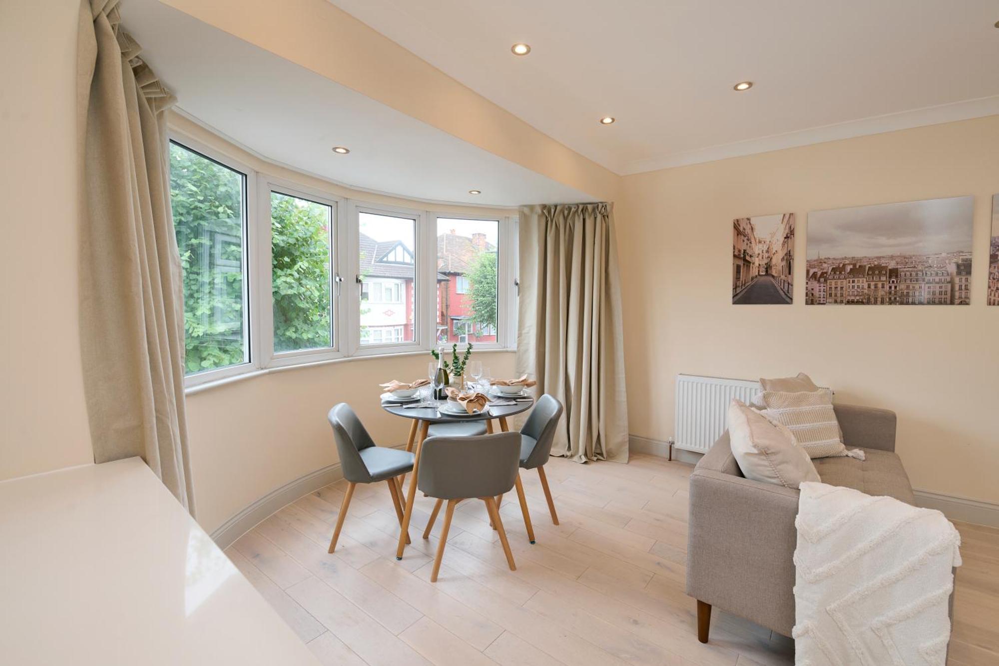 Stylish 4Bed 2 Bath, Nw London Large Apartment Экстерьер фото