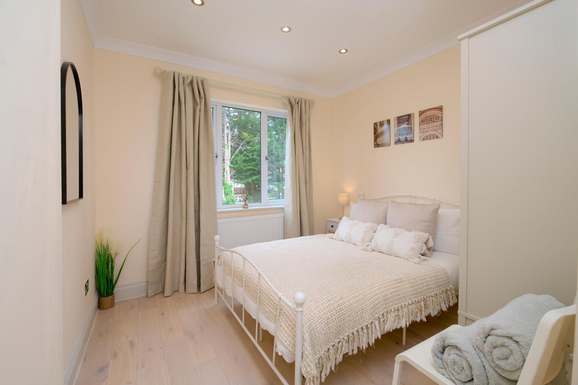 Stylish 4Bed 2 Bath, Nw London Large Apartment Экстерьер фото