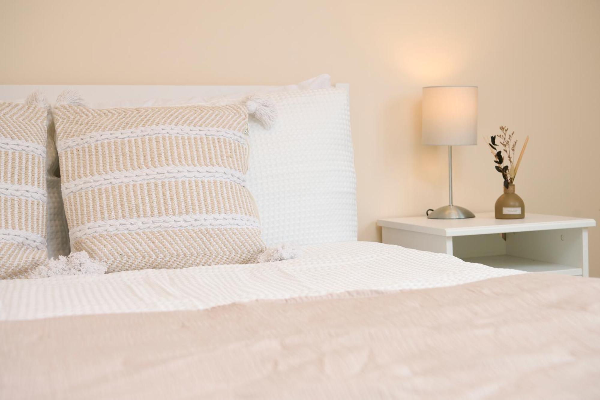 Stylish 4Bed 2 Bath, Nw London Large Apartment Экстерьер фото